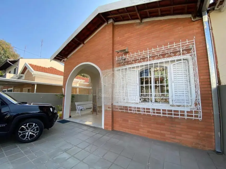 Casa com 3 quartos à venda, 151m2 em Botafogo, Campinas - SP - imagem 2 Foto 2 de Casa com 3 quartos à venda, 151m2 em Botafogo, Campinas - SP