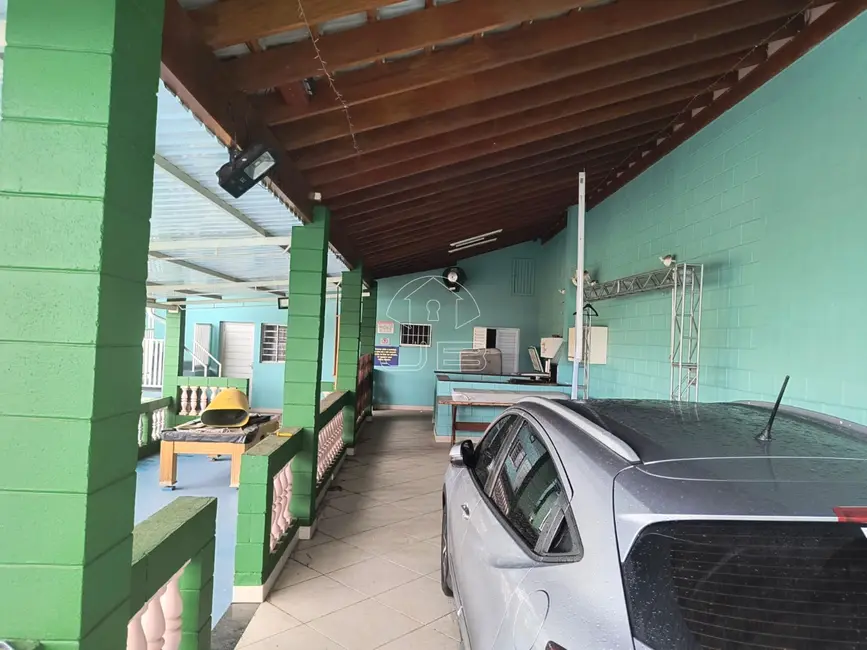 Foto 5 de Chácara com 2 quartos à venda, 335m2 em Jardim Terras de Santo Antônio, Hortolandia - SP