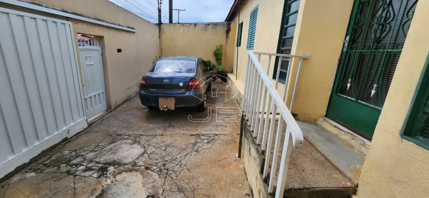 Casa com 2 quartos à venda, 160m2 em Conjunto Habitacional Padre Anchieta, Campinas - SP - imagem 3 Foto 3 de Casa com 2 quartos à venda, 160m2 em Conjunto Habitacional Padre Anchieta, Campinas - SP