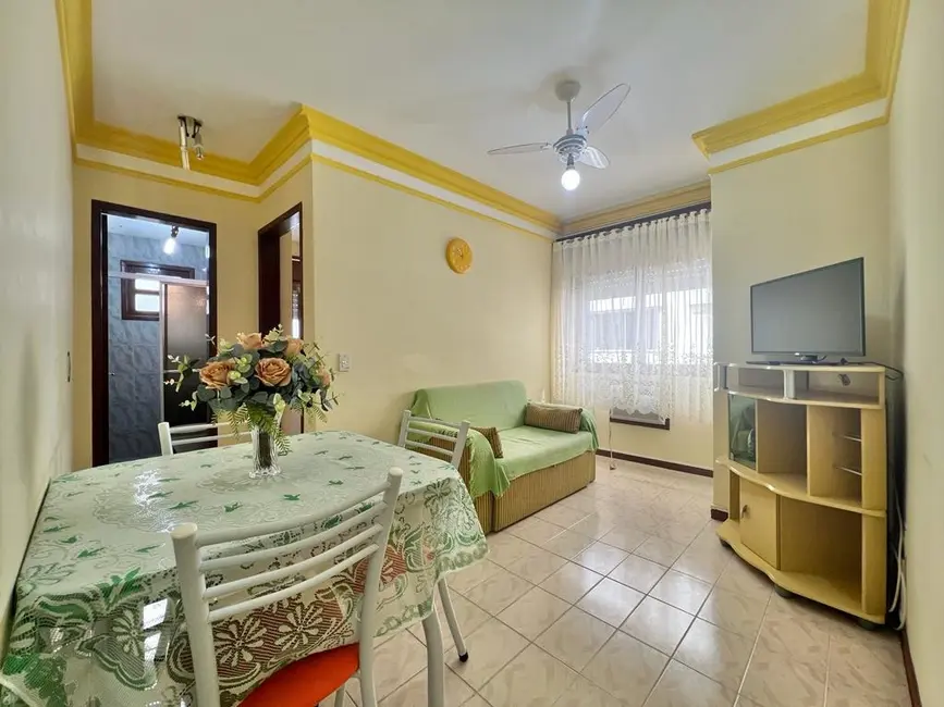 Foto 1 de Apartamento com 1 quarto à venda, 40m2 em Capao Da Canoa - RS