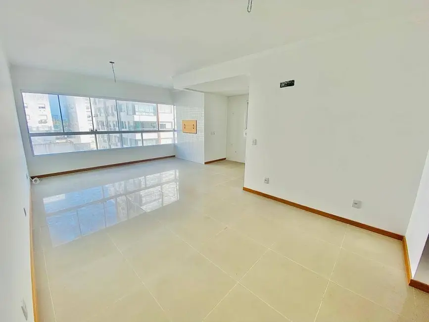 Apartamento com 3 quartos à venda, 99m2 em Capao Da Canoa - RS - imagem 3 Foto 3 de Apartamento com 3 quartos à venda, 99m2 em Capao Da Canoa - RS