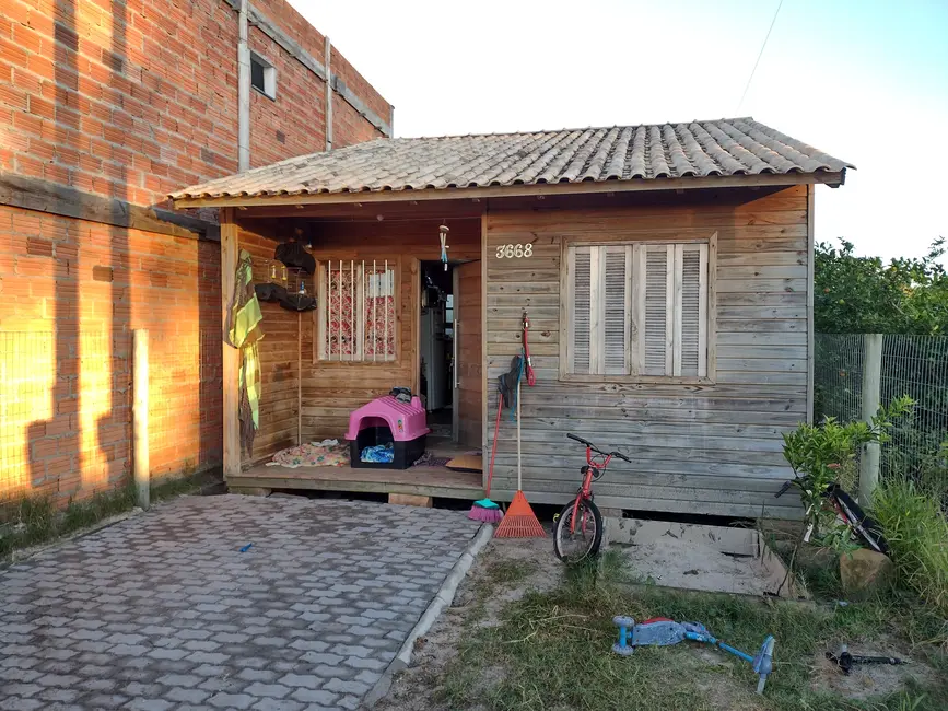Foto 7 de Casa com 2 quartos à venda, 45m2 em Capao Da Canoa - RS