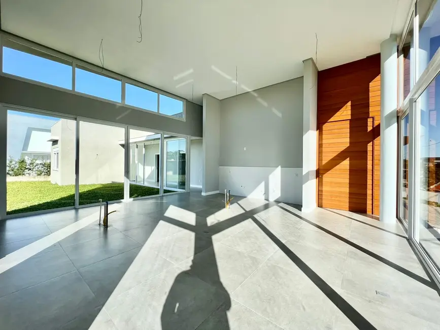 Foto 8 de Casa de Condomínio com 3 quartos à venda em Capao Da Canoa - RS