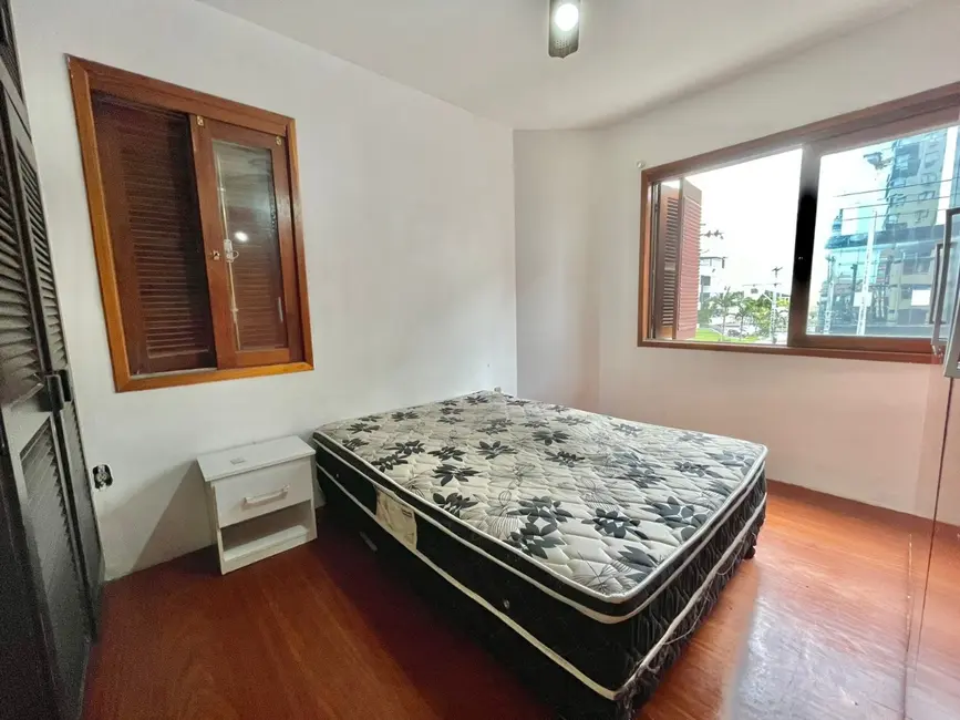 Apartamento com 2 quartos à venda, 75m2 em Centro, Capao Da Canoa - RS - imagem 4 Foto 4 de Apartamento com 2 quartos à venda, 75m2 em Centro, Capao Da Canoa - RS