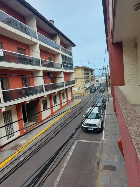 Apartamento com 1 quarto à venda, 40m2 em Centro, Capao Da Canoa - RS - imagem 4 Foto 4 de Apartamento com 1 quarto à venda, 40m2 em Centro, Capao Da Canoa - RS