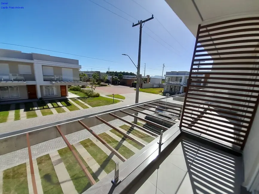 Foto 8 de Casa de Condomínio com 4 quartos à venda, 160m2 em Capao Da Canoa - RS