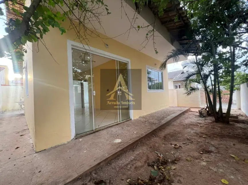 Foto 2 de Casa de Condomínio com 2 quartos para alugar, 60m2 em Fluminense, Sao Pedro Da Aldeia - RJ