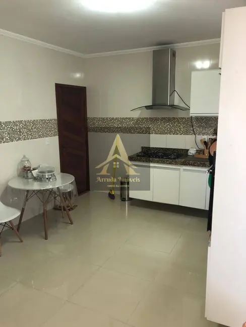 Casa com 3 quartos para alugar, 97m2 em Fluminense, Sao Pedro Da Aldeia - RJ - imagem 5 Foto 5 de Casa com 3 quartos para alugar, 97m2 em Fluminense, Sao Pedro Da Aldeia - RJ