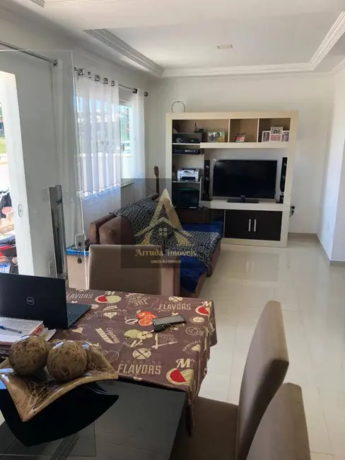 Casa com 3 quartos para alugar, 97m2 em Fluminense, Sao Pedro Da Aldeia - RJ - imagem 3 Foto 3 de Casa com 3 quartos para alugar, 97m2 em Fluminense, Sao Pedro Da Aldeia - RJ