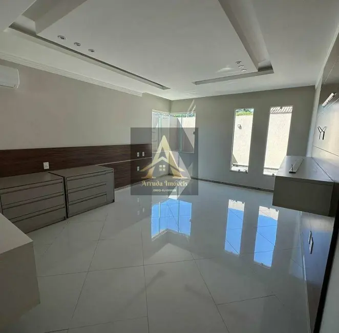 Casa com 3 quartos para alugar em Balneário São Pedro, Sao Pedro Da Aldeia - RJ - imagem 4 Foto 4 de Casa com 3 quartos para alugar em Balneário São Pedro, Sao Pedro Da Aldeia - RJ