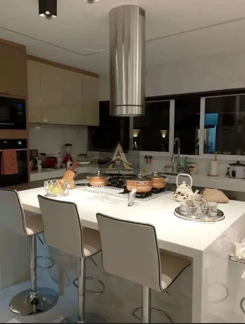 Casa com 3 quartos à venda, 478m2 em Nova São Pedro, Sao Pedro Da Aldeia - RJ - imagem 6 Foto 6 de Casa com 3 quartos à venda, 478m2 em Nova São Pedro, Sao Pedro Da Aldeia - RJ