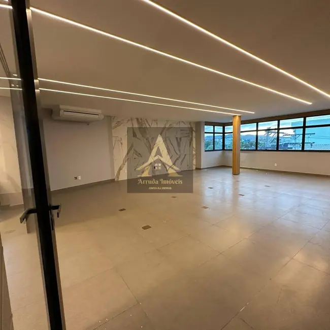 Loja com 13 quartos para alugar, 360m2 em Centro, Sao Pedro Da Aldeia - RJ - imagem 8 Foto 8 de Loja com 13 quartos para alugar, 360m2 em Centro, Sao Pedro Da Aldeia - RJ