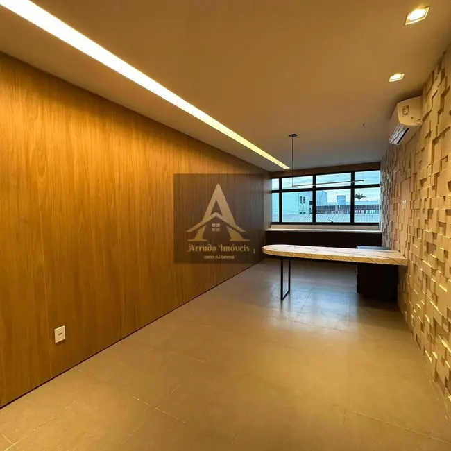 Loja com 13 quartos para alugar, 360m2 em Centro, Sao Pedro Da Aldeia - RJ - imagem 3 Foto 3 de Loja com 13 quartos para alugar, 360m2 em Centro, Sao Pedro Da Aldeia - RJ