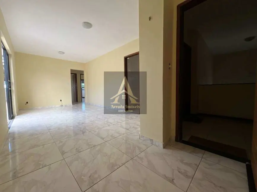Foto 2 de Apartamento com 3 quartos à venda, 90m2 em Balneário São Pedro, Sao Pedro Da Aldeia - RJ