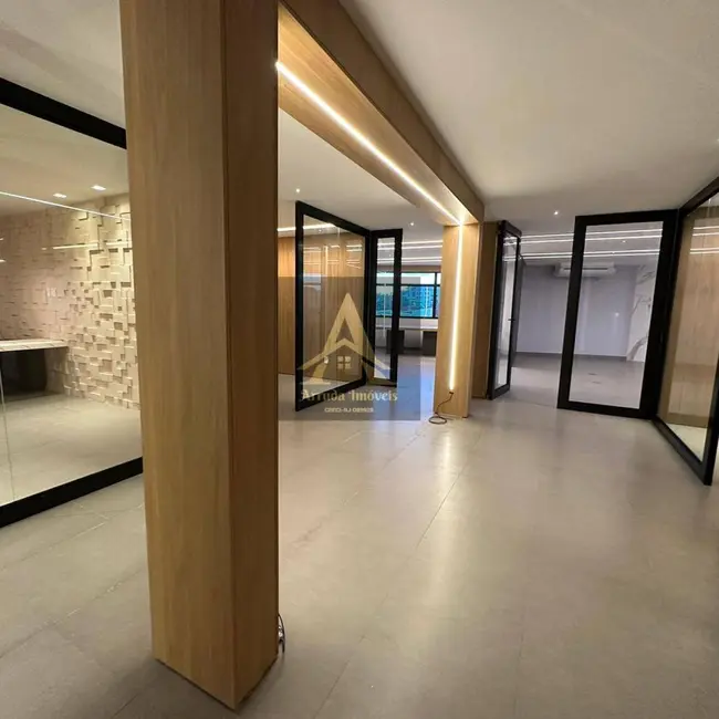 Loja com 13 quartos para alugar, 360m2 em Centro, Sao Pedro Da Aldeia - RJ - imagem 4 Foto 4 de Loja com 13 quartos para alugar, 360m2 em Centro, Sao Pedro Da Aldeia - RJ