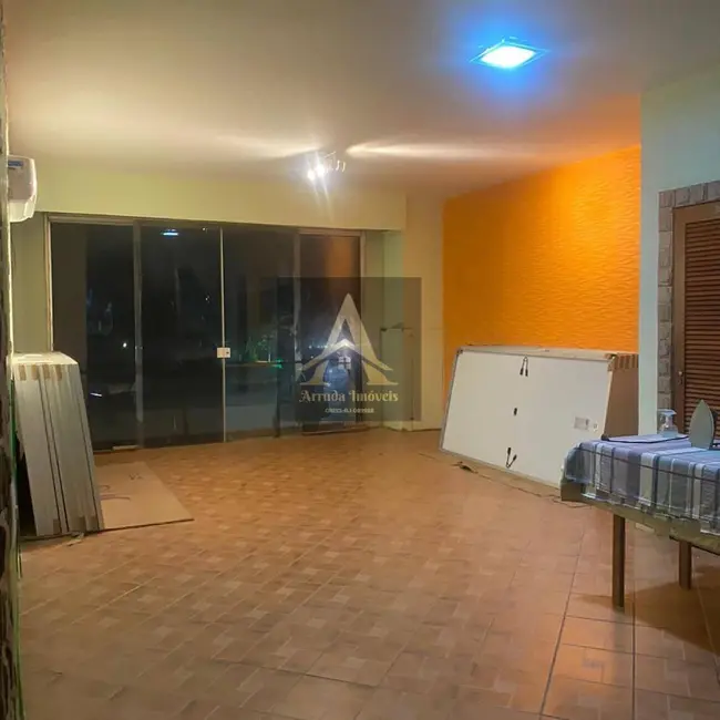 Foto 2 de Loja para alugar, 50m2 em Balneário das Conchas, Sao Pedro Da Aldeia - RJ