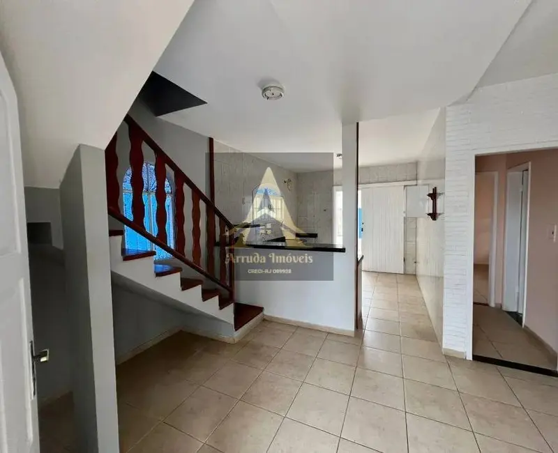 Foto 4 de Casa com 2 quartos à venda, 150m2 em Porto da Aldeia, Sao Pedro Da Aldeia - RJ