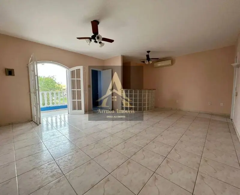 Foto 6 de Casa com 2 quartos à venda, 150m2 em Porto da Aldeia, Sao Pedro Da Aldeia - RJ