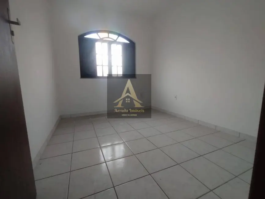 Casa com 3 quartos para alugar em Centro, Sao Pedro Da Aldeia - RJ - imagem 2 Foto 2 de Casa com 3 quartos para alugar em Centro, Sao Pedro Da Aldeia - RJ