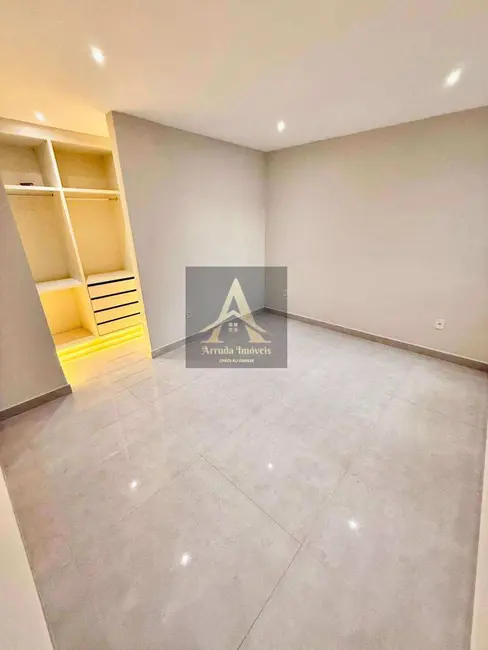 Foto 9 de Casa com 3 quartos à venda, 252m2 em Nova São Pedro, Sao Pedro Da Aldeia - RJ