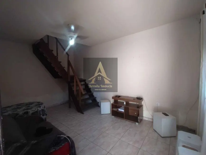 Foto 5 de Casa com 4 quartos para alugar, 130m2 em Fluminense, Sao Pedro Da Aldeia - RJ