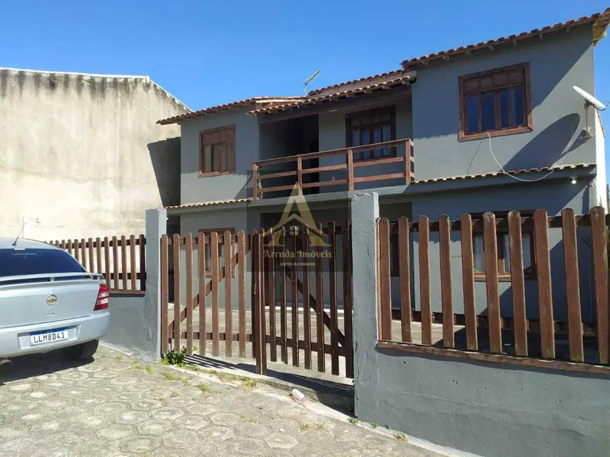Foto 2 de Casa com 4 quartos para alugar, 130m2 em Fluminense, Sao Pedro Da Aldeia - RJ