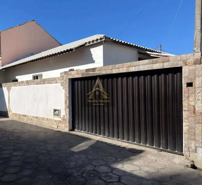 Foto 1 de Casa com 3 quartos à venda, 100m2 em Fluminense, Sao Pedro Da Aldeia - RJ