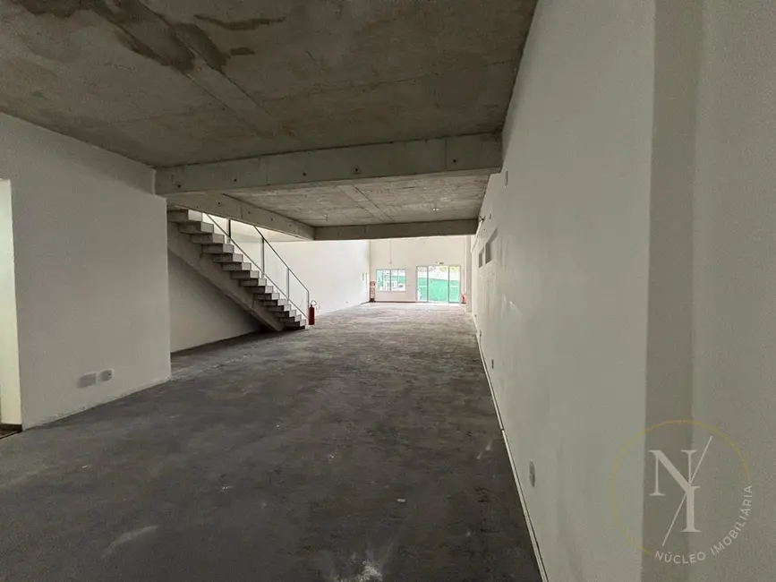 Foto 5 de Loja com 2 quartos para alugar, 188m2 em Vila Sofia, São Paulo - SP