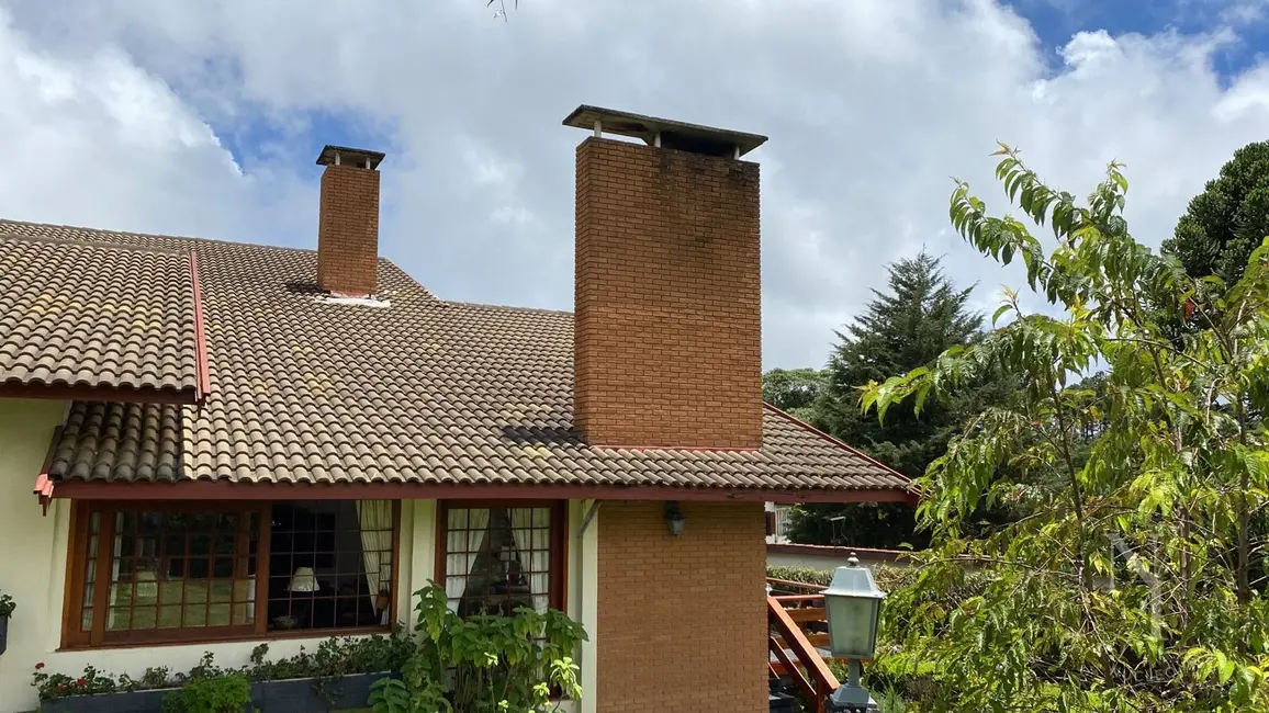 Foto 5 de Casa com 3 quartos à venda, 1800m2 em Campos Do Jordao - SP