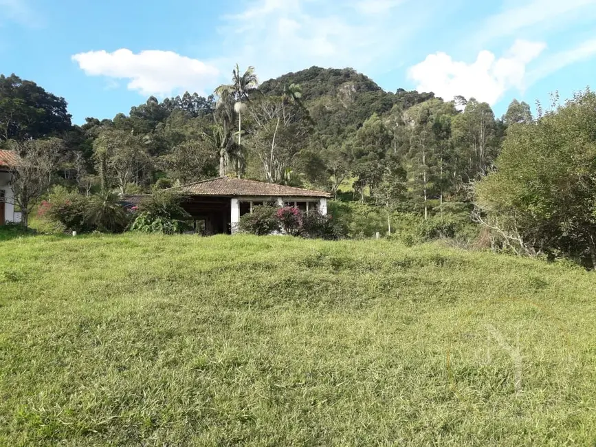 Foto 2 de Fazenda / Haras com 3 quartos à venda, 55m2 em Centro, Joanopolis - SP