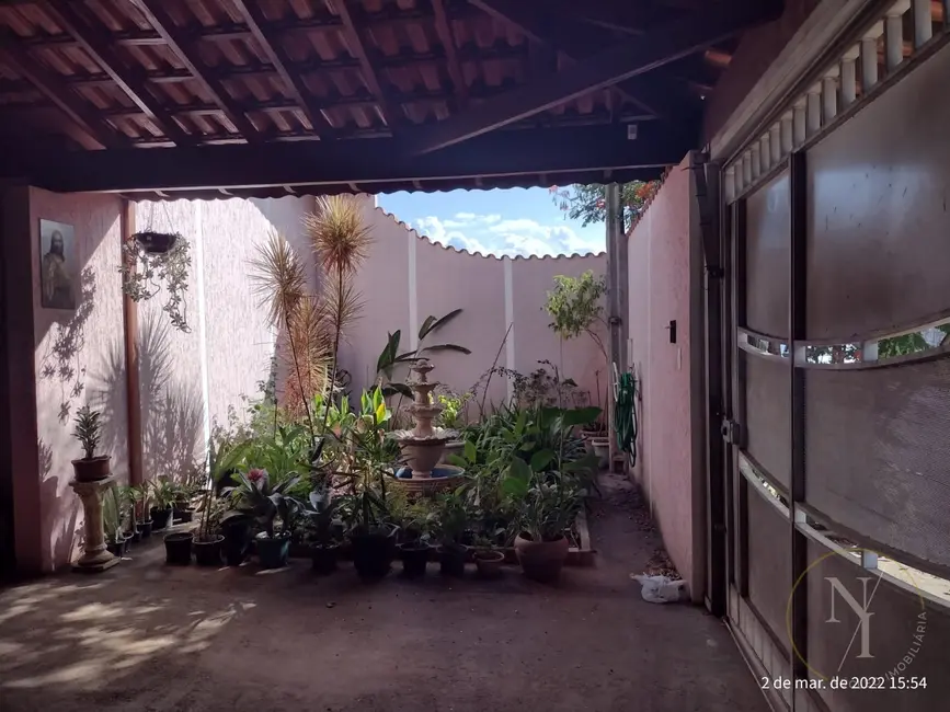 Foto 1 de Casa com 2 quartos à venda, 693m2 em Vila Santa Fé, Pirassununga - SP