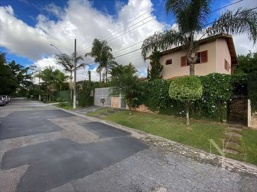 Foto 2 de Casa de Condomínio com 4 quartos à venda, 362m2 em Chácara Vale do Rio Cotia, Carapicuiba - SP