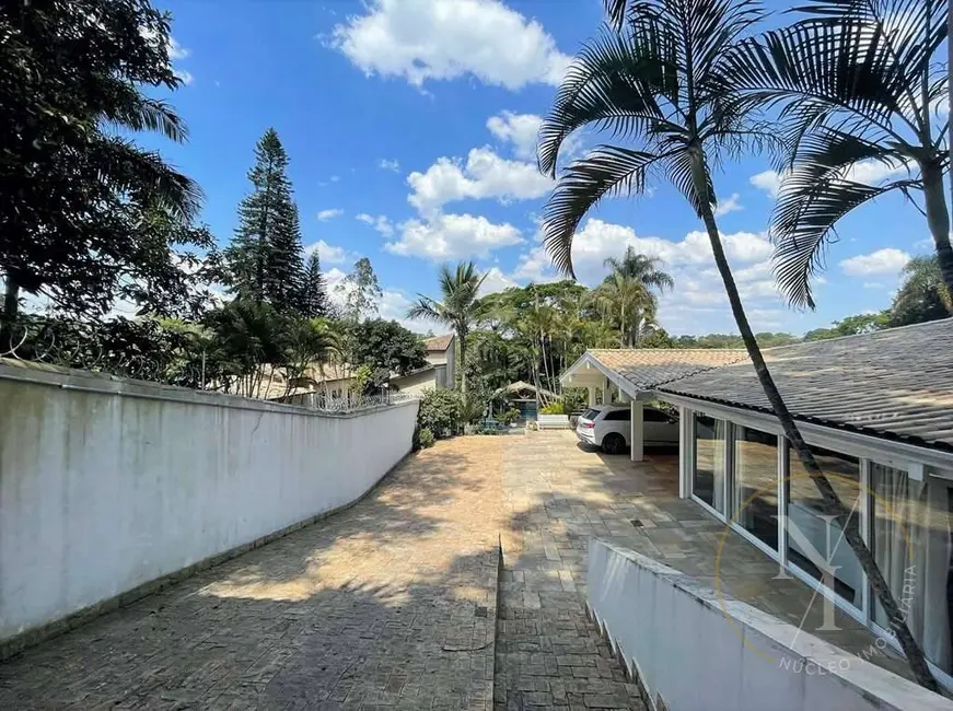 Foto 3 de Casa com 4 quartos à venda, 2194m2 em Vila Santo Antônio, Cotia - SP
