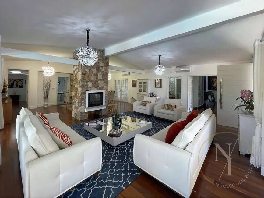 Foto 9 de Casa com 4 quartos à venda, 2194m2 em Vila Santo Antônio, Cotia - SP