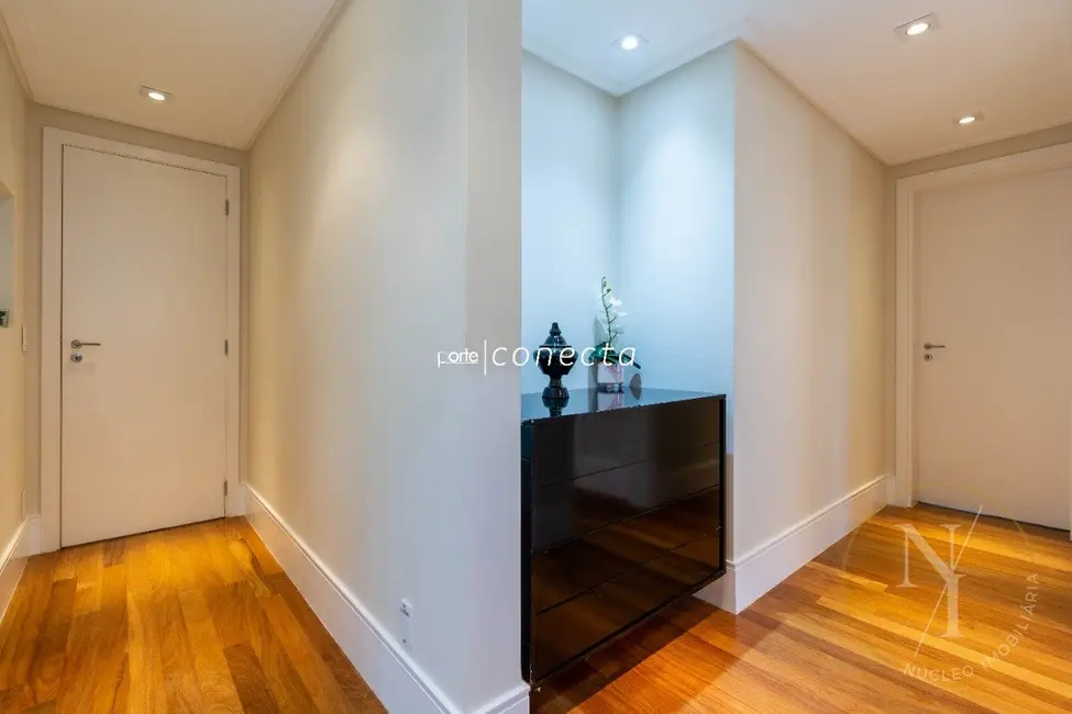 Foto 9 de Apartamento com 3 quartos à venda, 225m2 em Tatuapé, São Paulo - SP