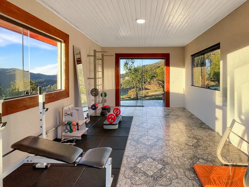 Foto 1 de Casa com 4 quartos à venda, 5930m2 em Campos Do Jordao - SP