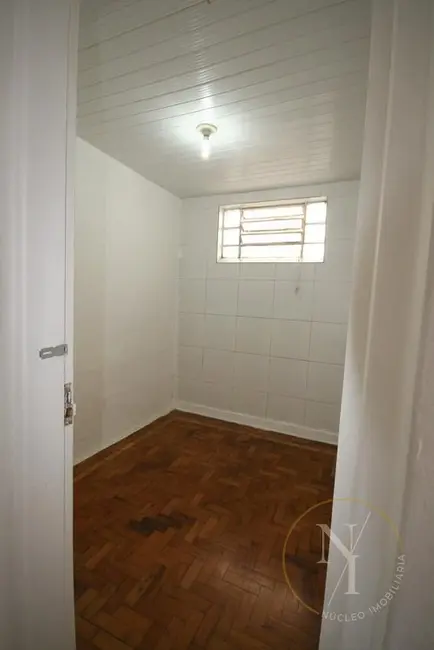 Casa de Vila com 2 quartos para alugar, 80m2 em Aclimação, São Paulo - SP - imagem 8 Foto 8 de Casa de Vila com 2 quartos para alugar, 80m2 em Aclimação, São Paulo - SP