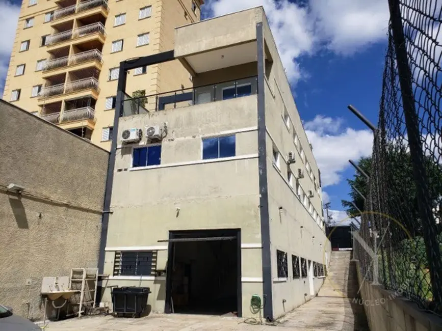 Foto 2 de Prédio Inteiro com 11 quartos para alugar, 750m2 em Caxingui, São Paulo - SP
