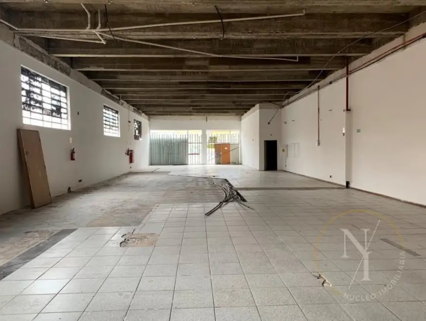 Foto 2 de Prédio Inteiro com 4 quartos para alugar, 550m2 em Vila Galvão, Guarulhos - SP