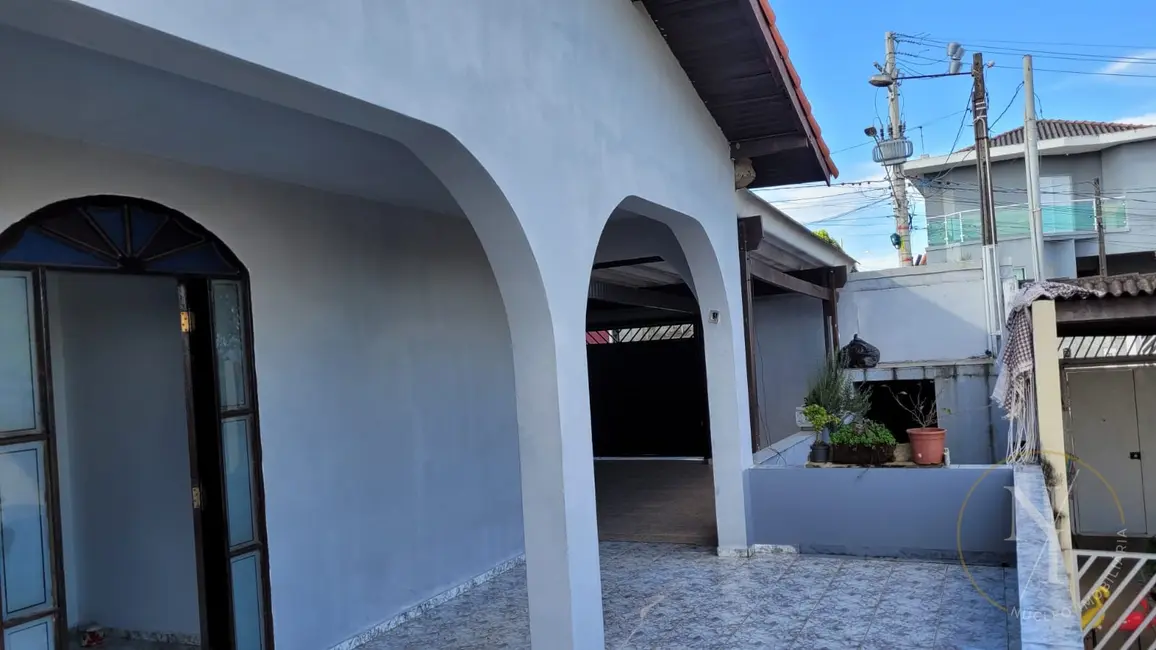 Foto 5 de Casa com 4 quartos à venda, 250m2 em Vila Pilar, Aruja - SP