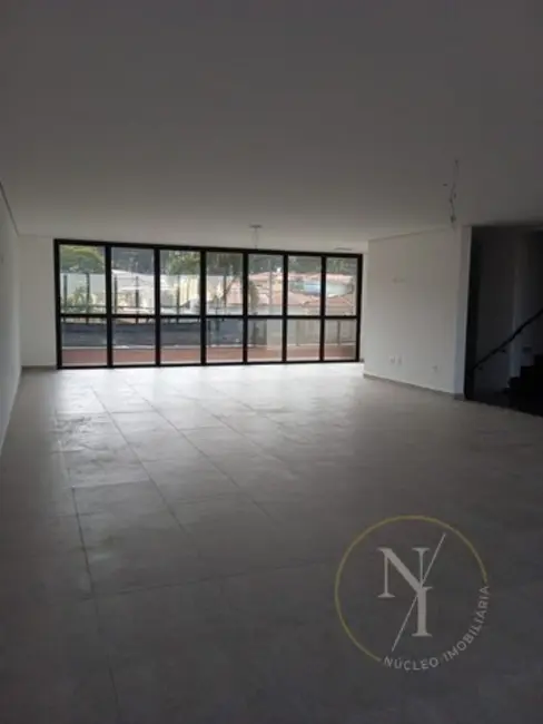 Prédio Inteiro com 1 quarto para alugar, 735m2 em Tucuruvi, São Paulo - SP - imagem 7 Foto 7 de Prédio Inteiro com 1 quarto para alugar, 735m2 em Tucuruvi, São Paulo - SP