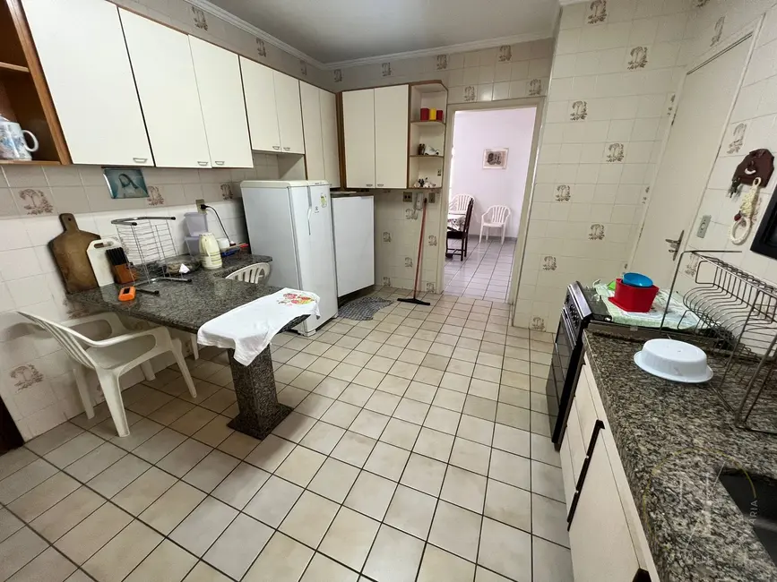 Apartamento com 3 quartos à venda, 142m2 em Praia Grande - SP - imagem 4 Foto 4 de Apartamento com 3 quartos à venda, 142m2 em Praia Grande - SP