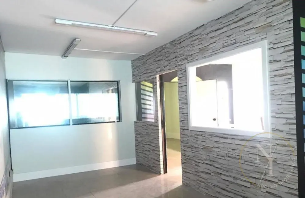 Foto 4 de Prédio Inteiro com 10 quartos para alugar, 580m2 em Vila Leonor, Guarulhos - SP