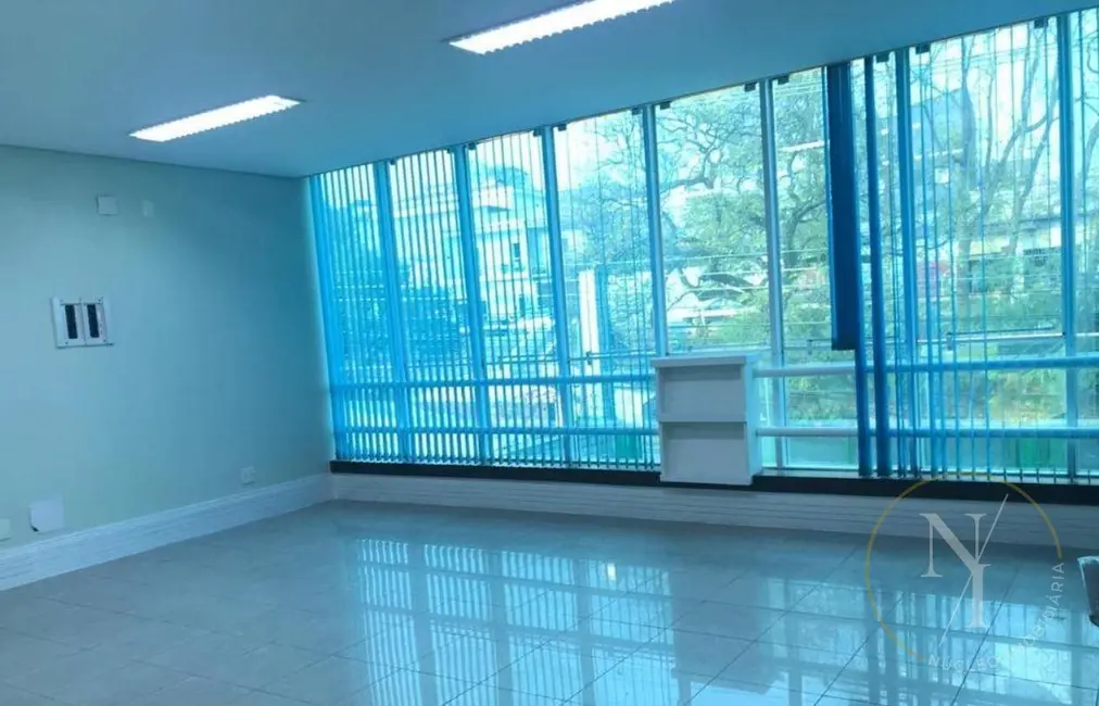 Foto 1 de Prédio Inteiro com 10 quartos para alugar, 580m2 em Vila Leonor, Guarulhos - SP