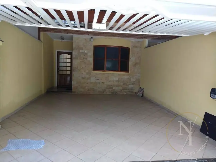 Foto 1 de Casa com 3 quartos à venda, 136m2 em Parque Continental I, Guarulhos - SP