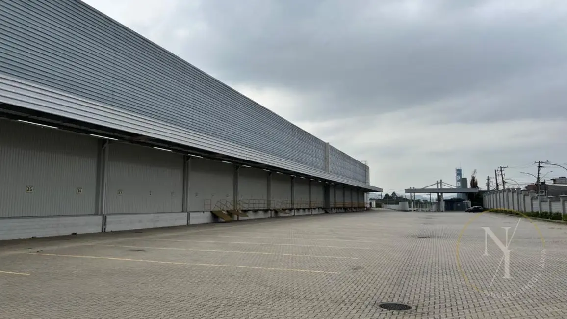 Foto 8 de Armazém / Galpão com 10 quartos para alugar, 15200m2 em Cumbica, Guarulhos - SP