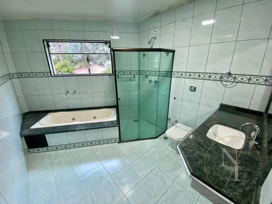 Foto 8 de Casa com 4 quartos à venda, 1100m2 em Jardim Imperial Hills III, Aruja - SP