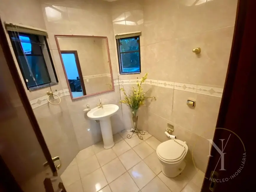 Foto 5 de Casa com 4 quartos à venda, 1100m2 em Jardim Imperial Hills III, Aruja - SP