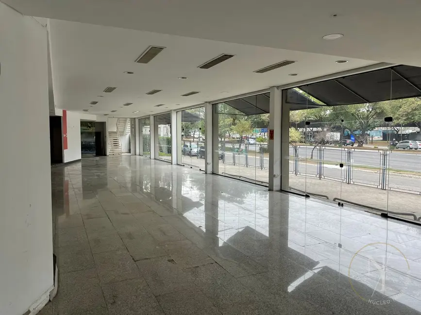 Foto 2 de Loja para alugar, 935m2 em Moema, São Paulo - SP