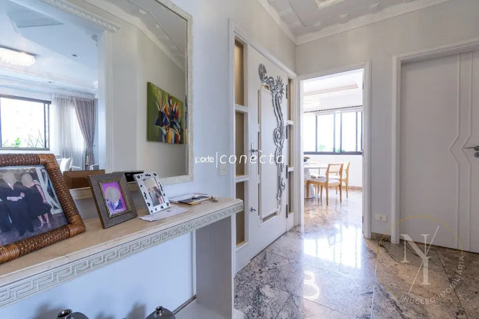 Apartamento com 4 quartos à venda, 296m2 em Tatuapé, São Paulo - SP - imagem 3 Foto 3 de Apartamento com 4 quartos à venda, 296m2 em Tatuapé, São Paulo - SP